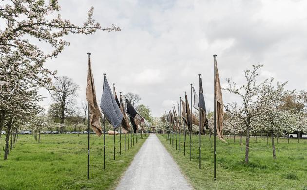 Ibrahim Mahama, UNTITLED (2019). © The Artist & White Cube, London. Photo: Léonard Pongo